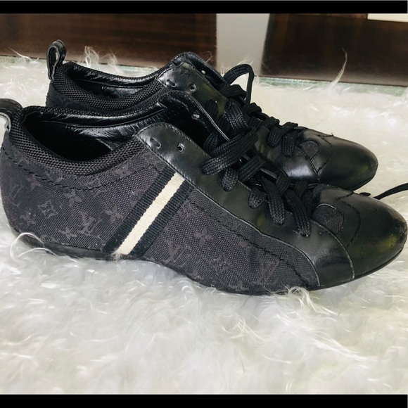 Louis Vuitton Shoes - Authentic Louis Vuitton